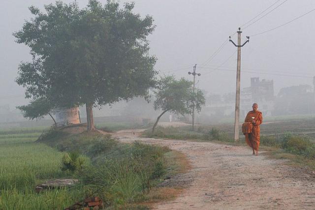 2007_1028BodhGaya2065m